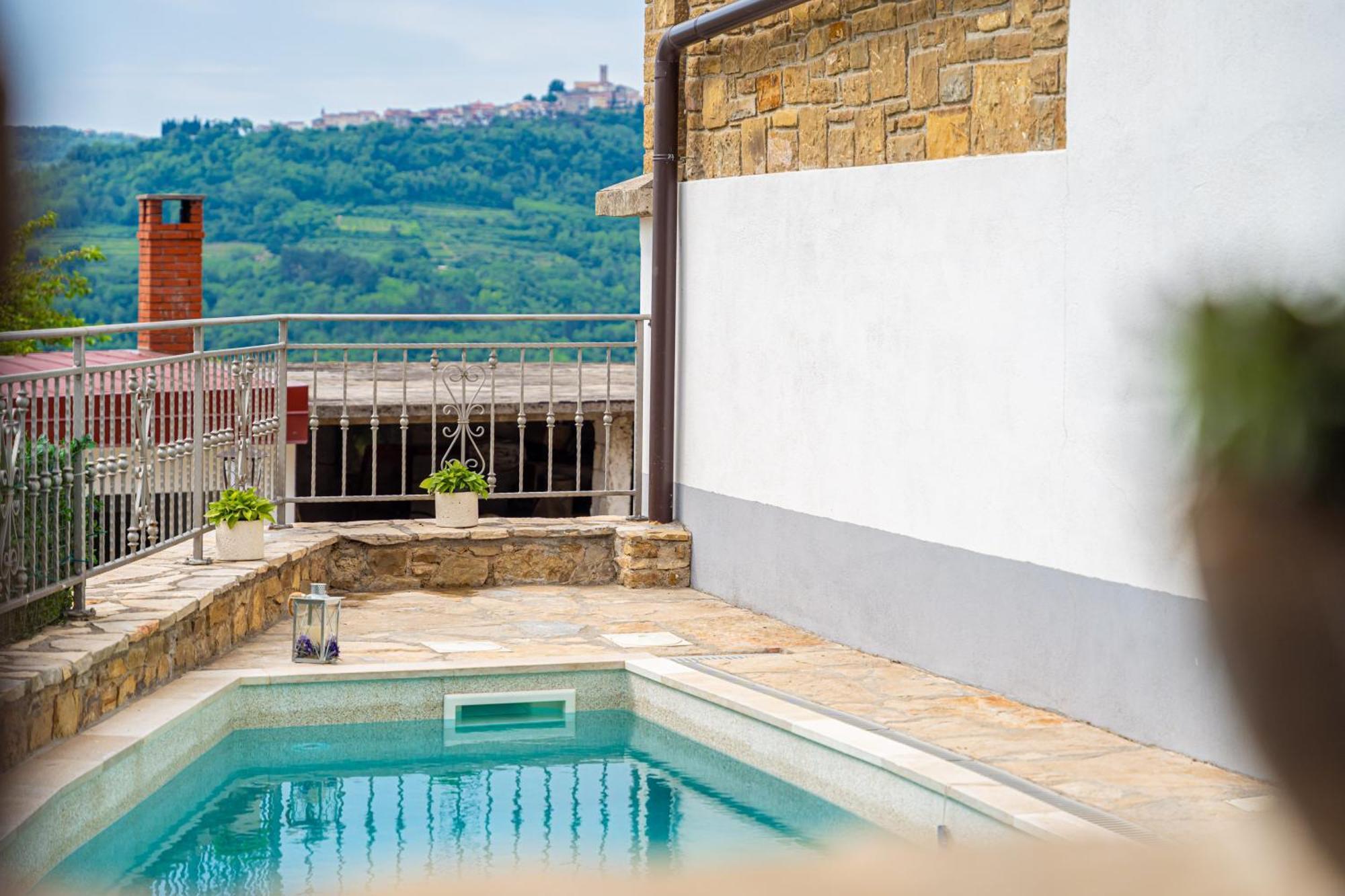 Holiday Home Belveder Motovun Livade Exterior foto