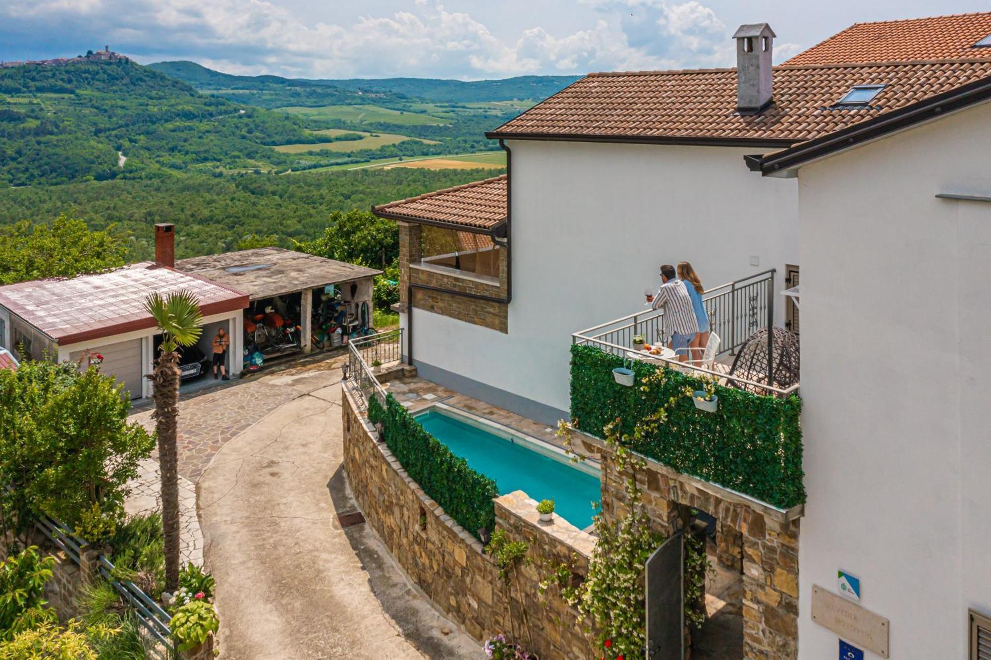 Holiday Home Belveder Motovun Livade Exterior foto